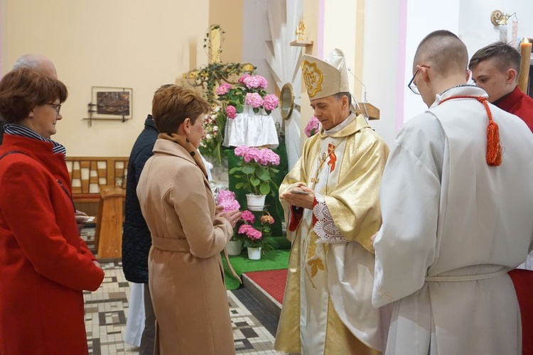 Odpustowa Msza rezurekcyjna w Wałbrzychu