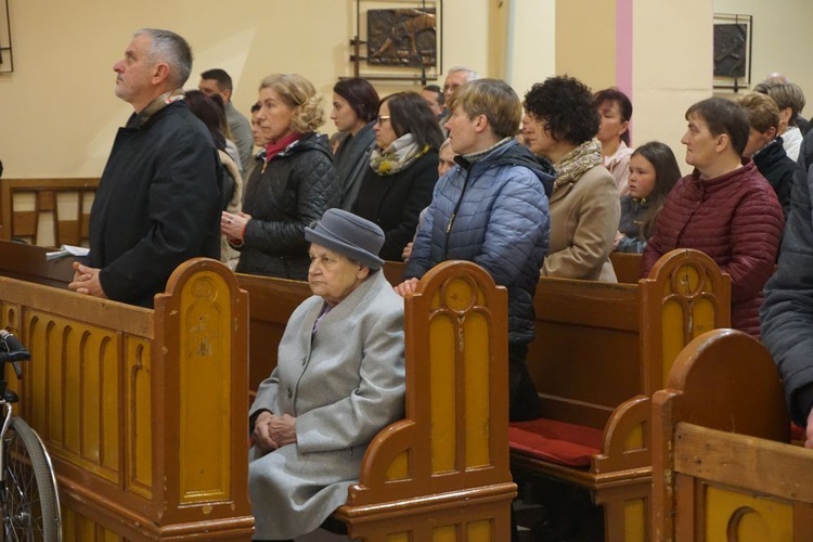 Odpustowa Msza rezurekcyjna w Wałbrzychu