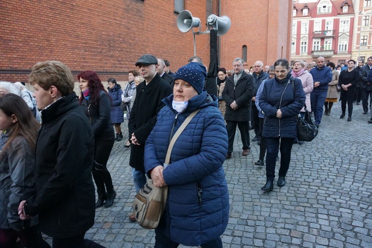 Odpustowa Msza rezurekcyjna w Wałbrzychu