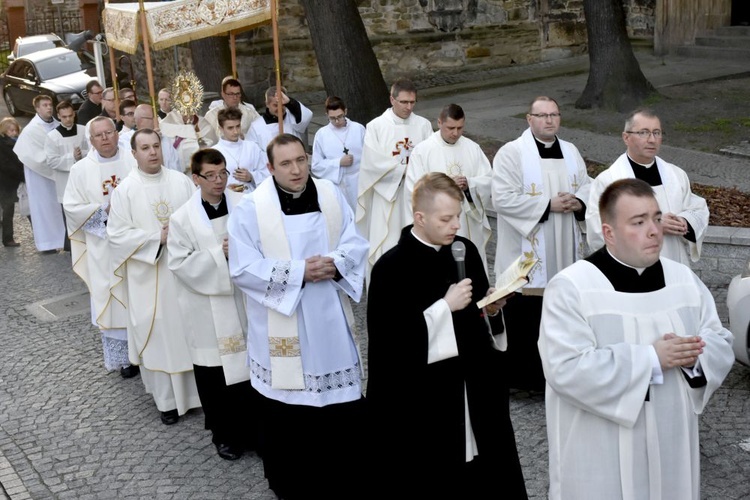 Msza rezurekcyjna w świdnickiej katedrze