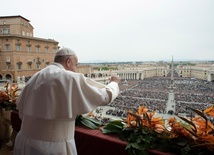 Papież na Urbi et Orbi: Chrystus nadzieją i młodością świata