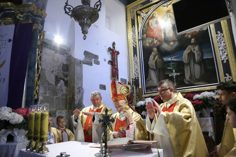 Bierzmowanie w Tropiu