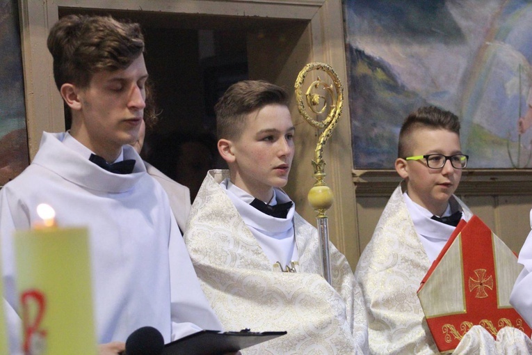 Bierzmowanie w Rożnowie