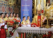 Witajcie, nie lękajcie się oraz idźcie i oznajmijcie braciom