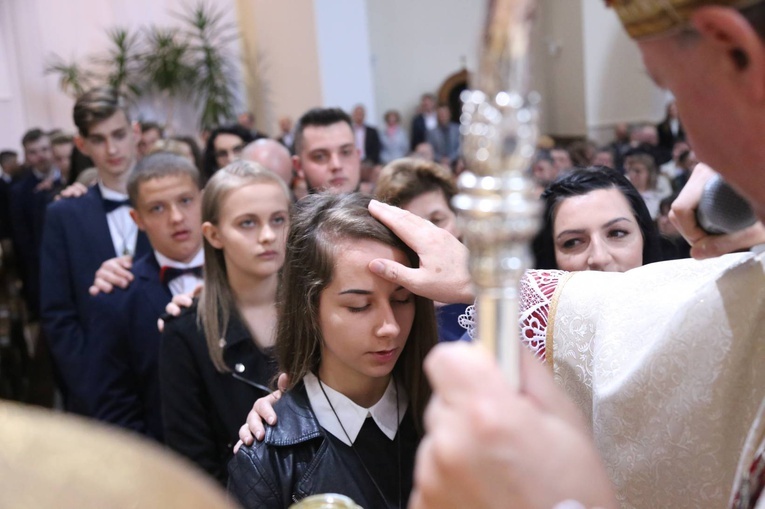 Bierzmowanie w Słopnicach Dolnych