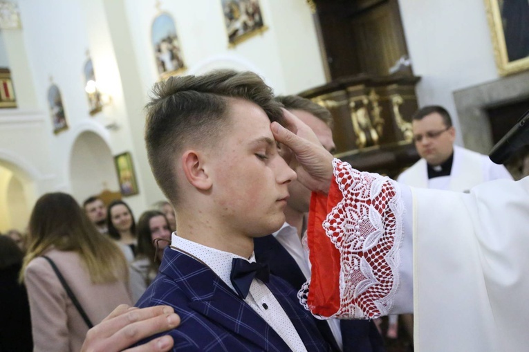 Bierzmowanie w Żegocinie