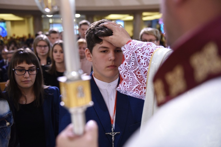 Bierzmowanie w Pustkowie Osiedlu