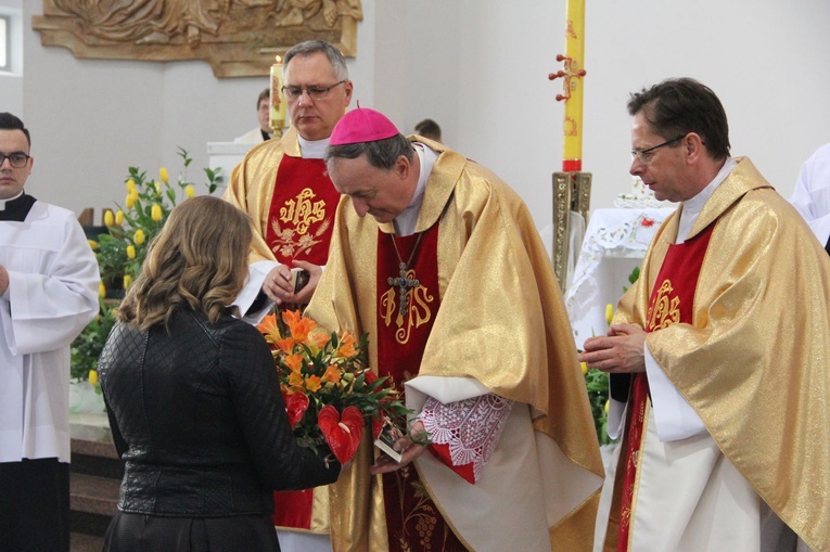 Bierzmowanie w Męcinie