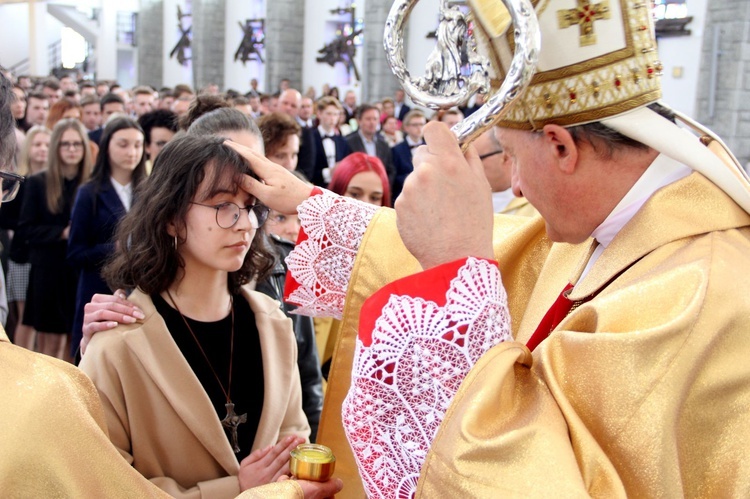 Bierzmowanie w Męcinie