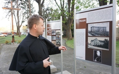 Ksiądz Marek Chmielniak SAC zapewnia, że wystawa będzie prezentowana przy kolejnych uroczystościach jubileuszowych.