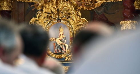 Kościół, który nie wierzy śmierci. Dzień skupienia dla proboszczów w Skrzatuszu