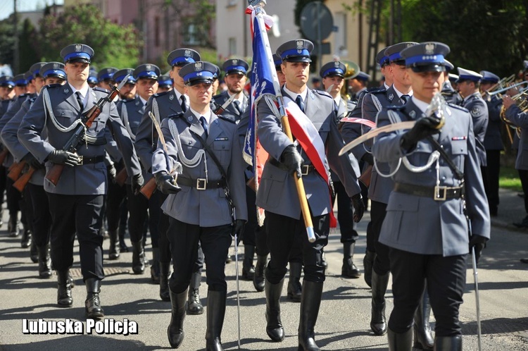 Odsłonięcie tablicy poświęconej pamięci asp. Alojzego Banacha