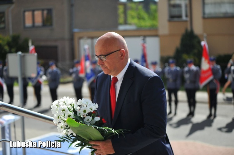 Odsłonięcie tablicy poświęconej pamięci asp. Alojzego Banacha