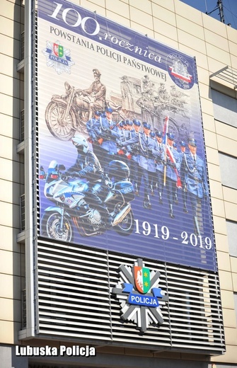 Odsłonięcie tablicy poświęconej pamięci asp. Alojzego Banacha