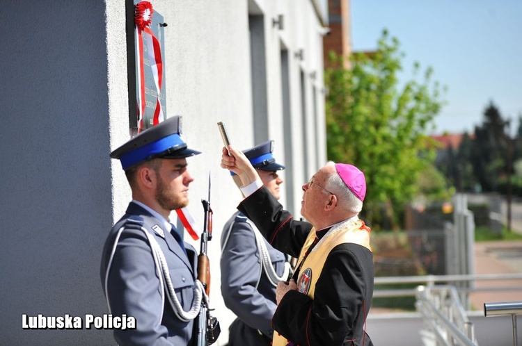 Odsłonięcie tablicy poświęconej pamięci asp. Alojzego Banacha