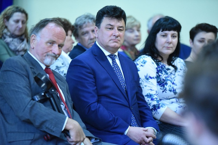 Promocja monografii o Mikołajowicach  