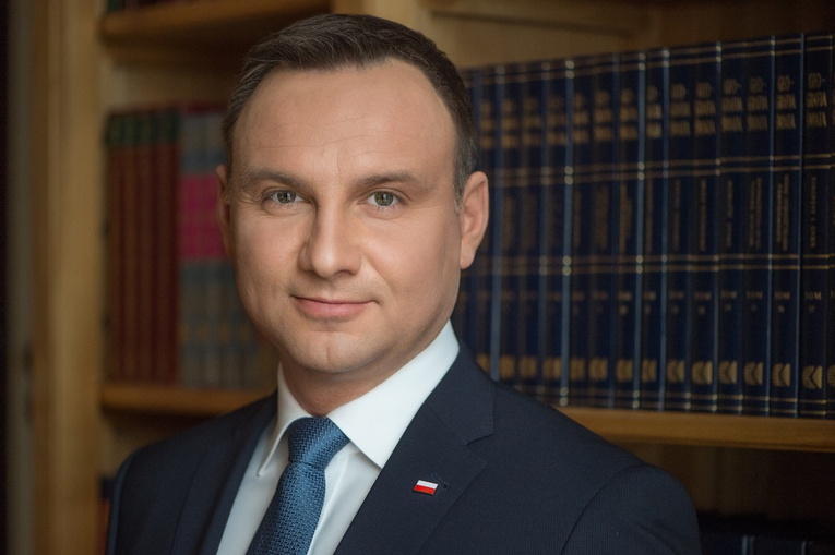 Prezydent RP: Niech triumf życia nad śmiercią motywuje nas do współdziałania 