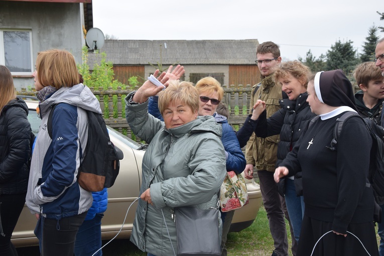 Pielgrzymka z Roszkowej Woli do Żdżar