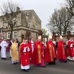 Bp Ignacy Dec doceniony na uroczystościach odpustowych w Gnieźnie