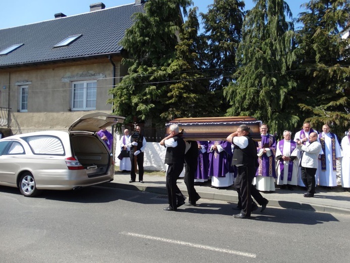 Ostatnie pożegnanie śp. ks. Jana Zycha