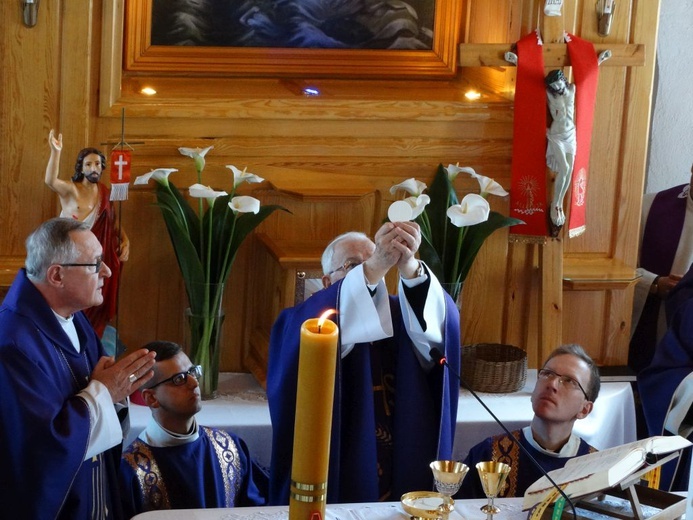 Ostatnie pożegnanie śp. ks. Jana Zycha
