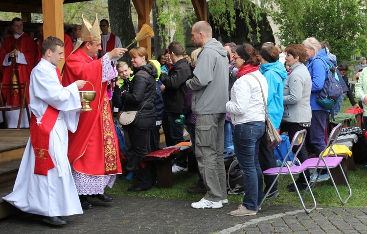 Msza św. pielgrzymów łagiewnickich w Hałcnowie - 2019