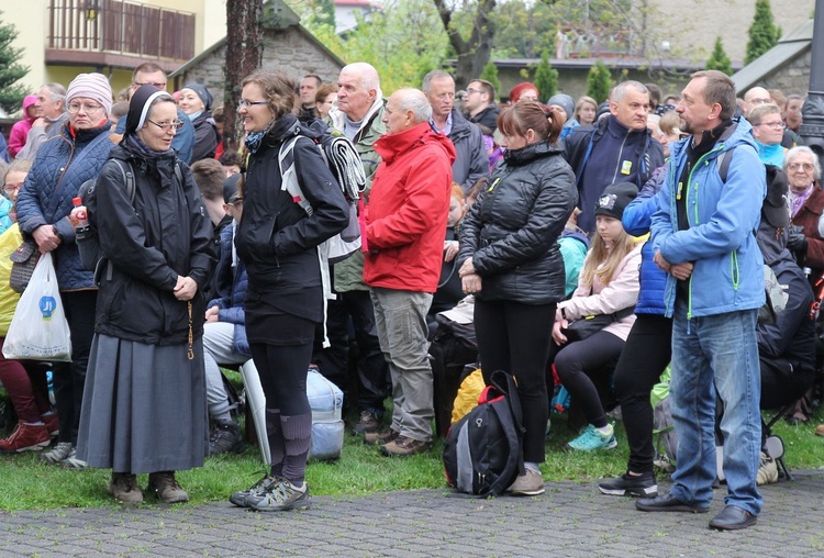 Msza św. pielgrzymów łagiewnickich w Hałcnowie - 2019