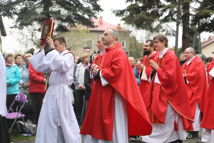 Msza Święta na rozpoczęcie 7. pielgrzymki z Hałcnowa do Łagiewnik - 2019