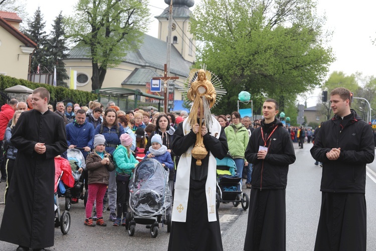 Msza Święta na rozpoczęcie 7. pielgrzymki z Hałcnowa do Łagiewnik - 2019