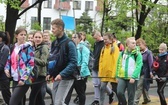 7. pielgrzymka z Hałcnowa wyrusza do Łagiewnik, cz. 1 - 2019