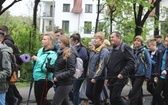 7. pielgrzymka z Hałcnowa wyrusza do Łagiewnik, cz. 1 - 2019