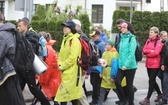 7. pielgrzymka z Hałcnowa wyrusza do Łagiewnik. cz. 2 - 2019