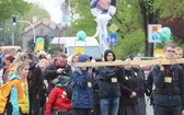 7. pielgrzymka z Hałcnowa wyrusza do Łagiewnik. cz. 2 - 2019