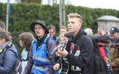 7. pielgrzymka z Hałcnowa wyrusza do Łagiewnik. cz. 2 - 2019