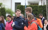 7. pielgrzymka z Hałcnowa wyrusza do Łagiewnik. cz. 2 - 2019