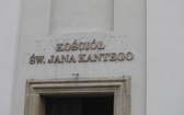 Pierwszy postój pielgrzymów u św. Jana Kantego w Kętach - 2019