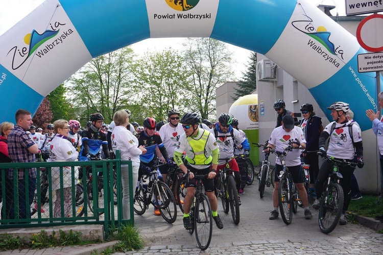 I Rajd dla Hospicjum im. Jana Pawła II w Wałbrzychu