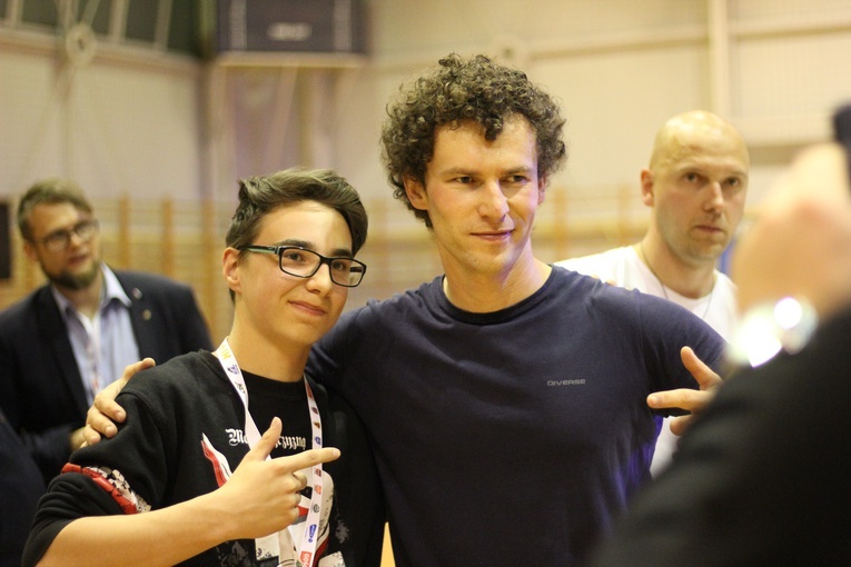 XIV Mistrzostwa Polski LSO w Piłce Nożnej Halowej o Puchar KnC - koncert