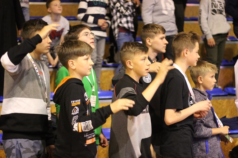 XIV Mistrzostwa Polski LSO w Piłce Nożnej Halowej o Puchar KnC - koncert