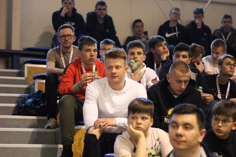 XIV Mistrzostwa Polski LSO w Piłce Nożnej Halowej o Puchar KnC - koncert