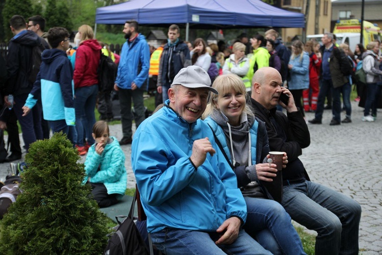 Postój pielgrzymów w Kętach-Podlesiu - 2019