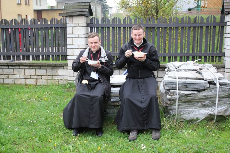 Postój pielgrzymów w Kętach-Podlesiu - 2019