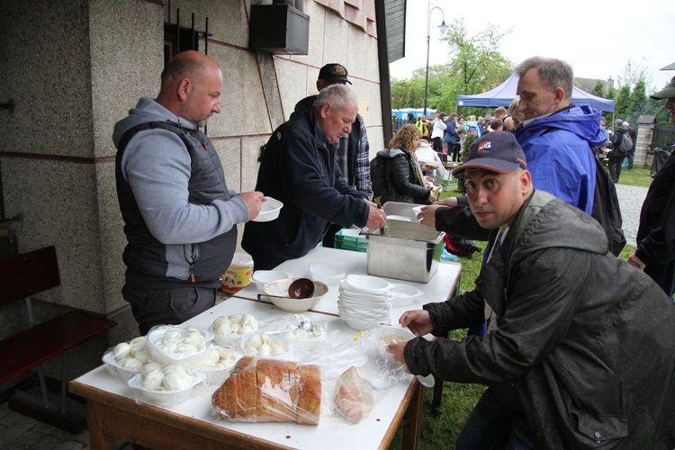 Postój pielgrzymów w Kętach-Podlesiu - 2019