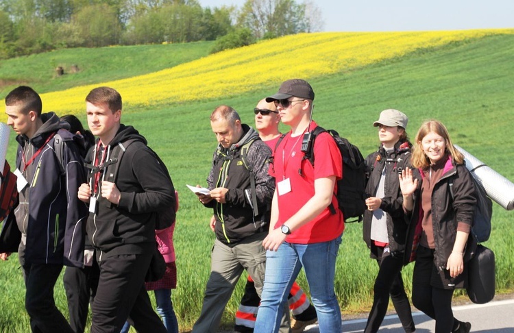 Z Witkowic do Wieprza - 2. dzień drogi do Łagiewnik - 2019