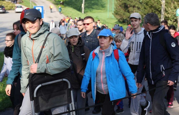 Z Witkowic do Wieprza - 2. dzień drogi do Łagiewnik - 2019