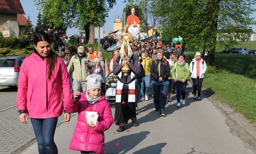 Z Witkowic do Wieprza - 2. dzień drogi do Łagiewnik - 2019