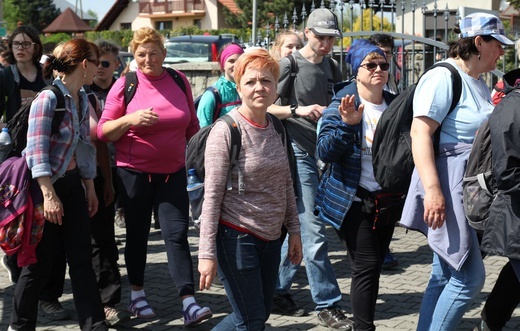Adoracja Jezusa w drodze z Wieprza do Tomic - grupa bł. ks. M. Sopoćki