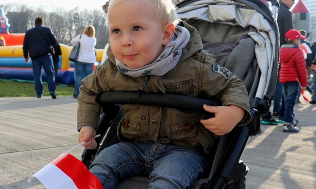 Jak uczyć dzieci patriotyzmu?