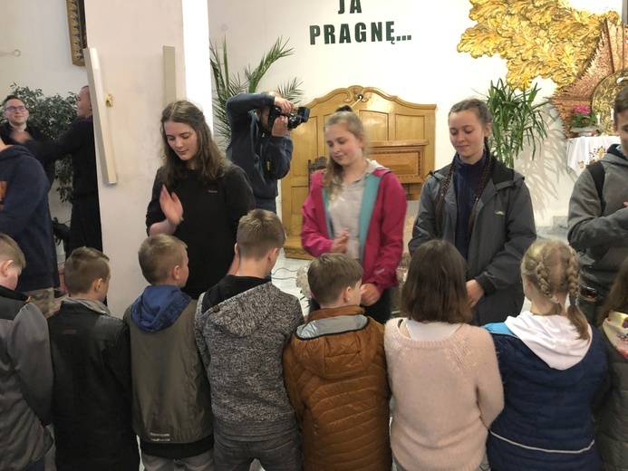 Powitanie grupy bł. ks. Sopoćki w Nidku - 2019