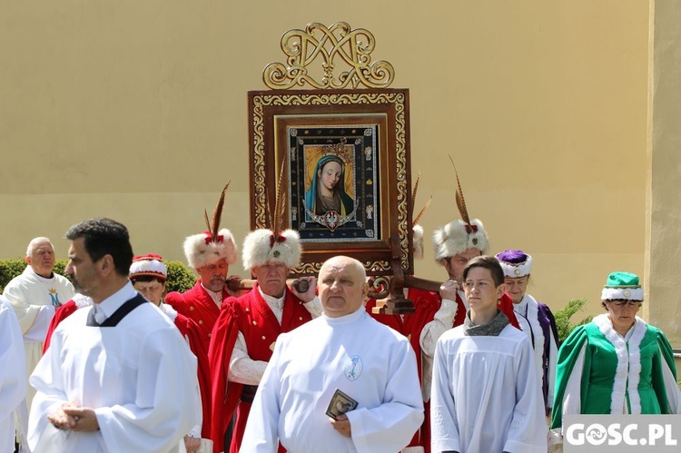 Uroczystość NMP Królowej Polski w Rokitnie